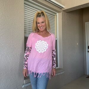 Boutique Pink and Black Women's Fringe Top